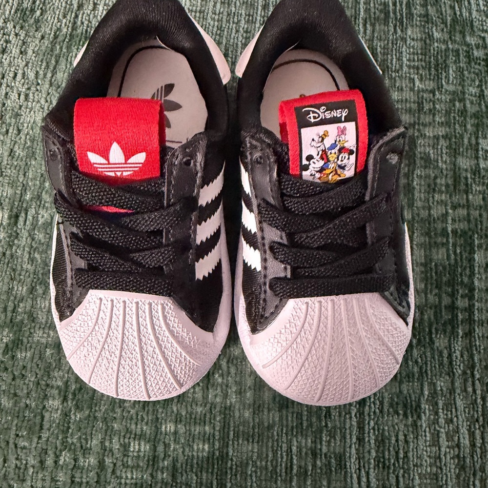 Adidas Disney Black and White Kids Sneakers with Red Tongue Detail never used